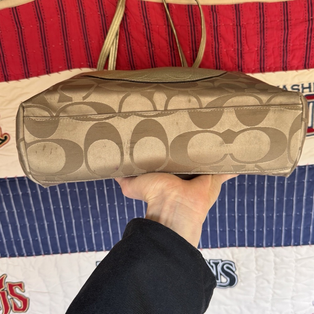 Coach Leather Tote Gold‎ Color Authentic E1282-F18335 - Picture 3 of 12